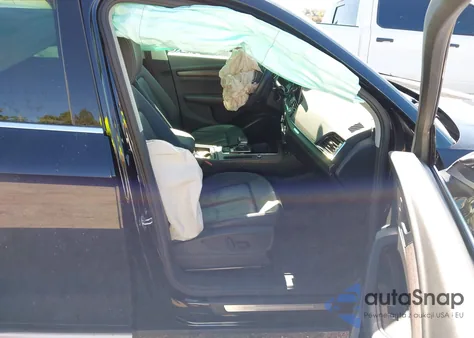 2021 Audi Q5 Premium 45 Tfsi Quattro S Tronic z USA, uszkodzony, nr VIN WA1AAAFY0M2054780